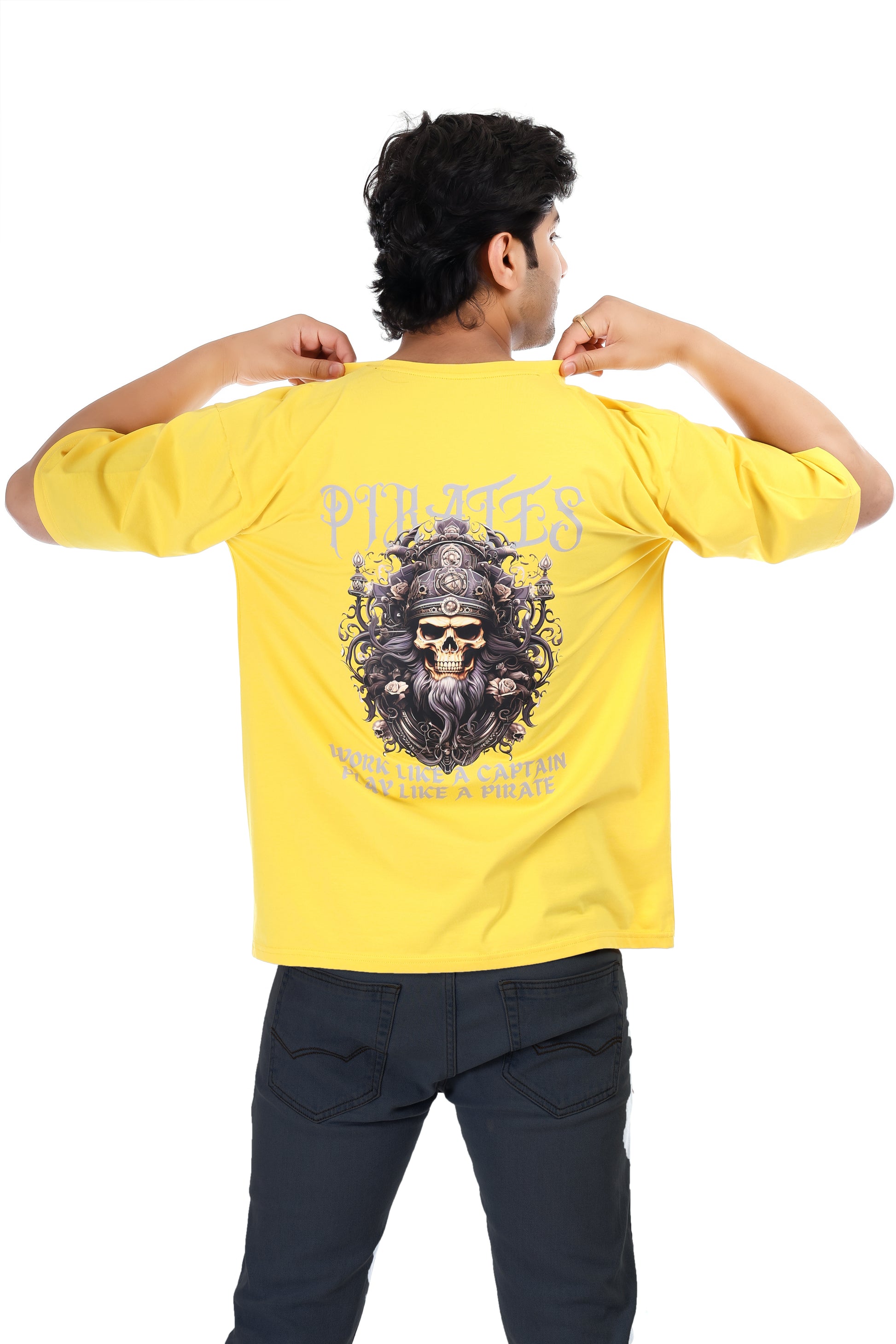 Men's Pirates Printed Oversized Round Neck T-shirt