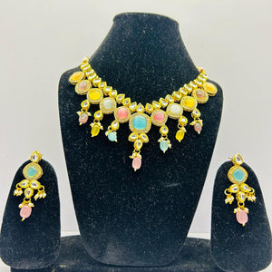 Kundan Gold Tone Stone Necklace with Earring Set