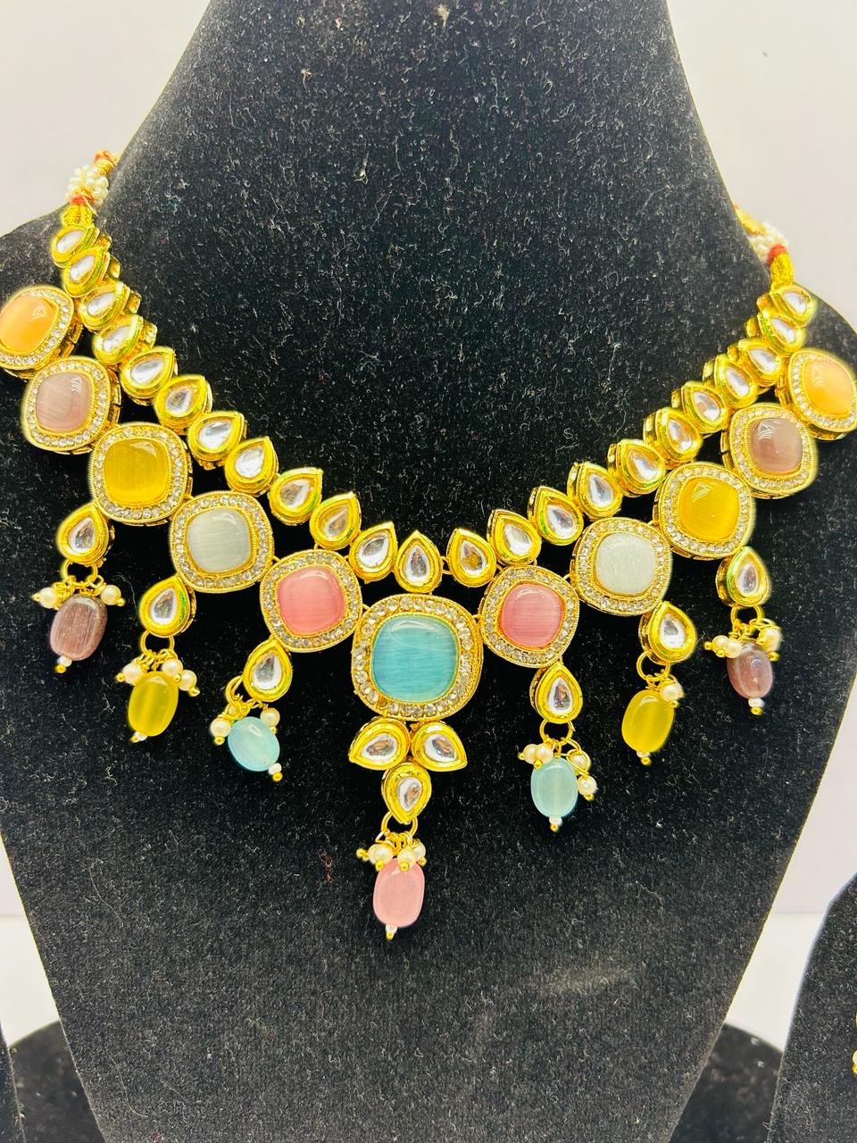 Kundan Gold Tone Stone Necklace with Earring Set