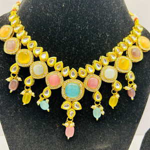 Kundan Gold Tone Stone Necklace with Earring Set