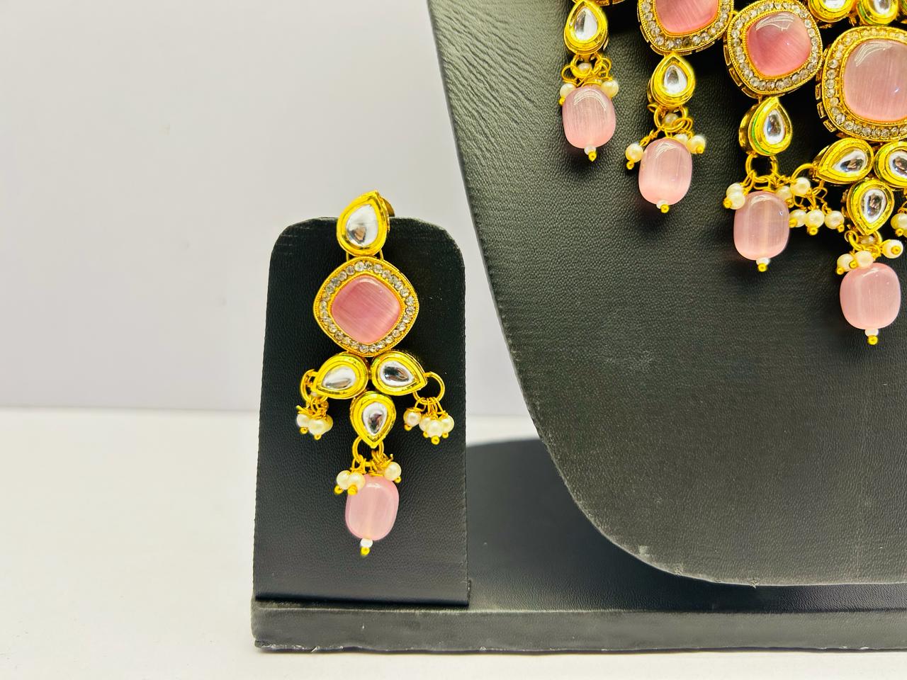 Kundan Gold Tone Stone Necklace With Earring Set