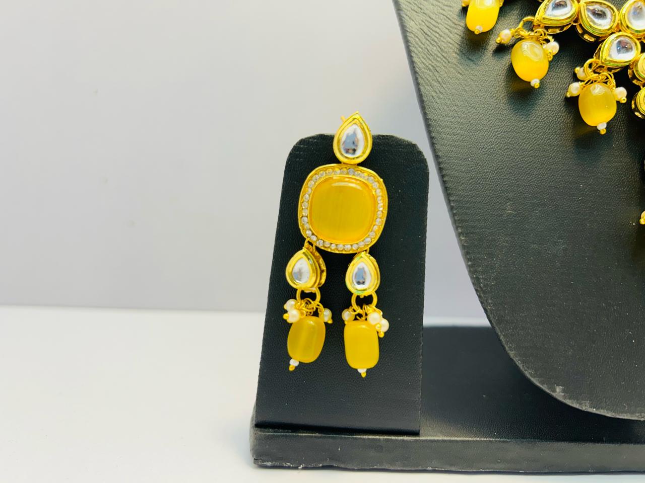 Kundan Gold Tone Stone Necklace with Earring